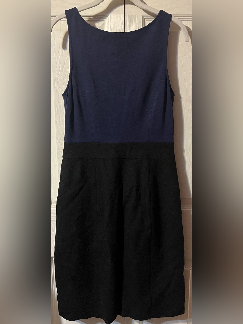 Theory Sleeveless Color Block Sheath Dress Navy Blue & Black Lined Pockets (4)